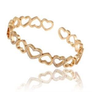 Gold Heart Bracelet
Stainless Steel